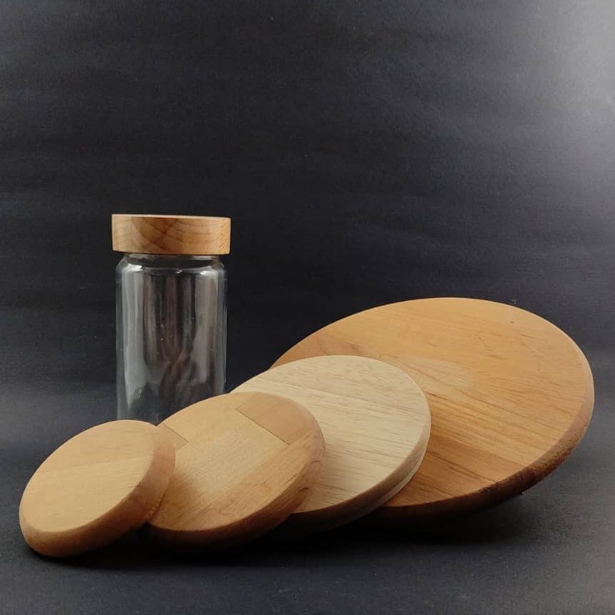 درب چوبی ظروف جار